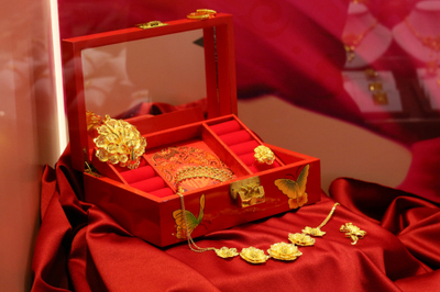 2014百泰首飾大型產(chǎn)品推介會(huì)璀璨綻放，黃金珠寶行業(yè)迎新篇章